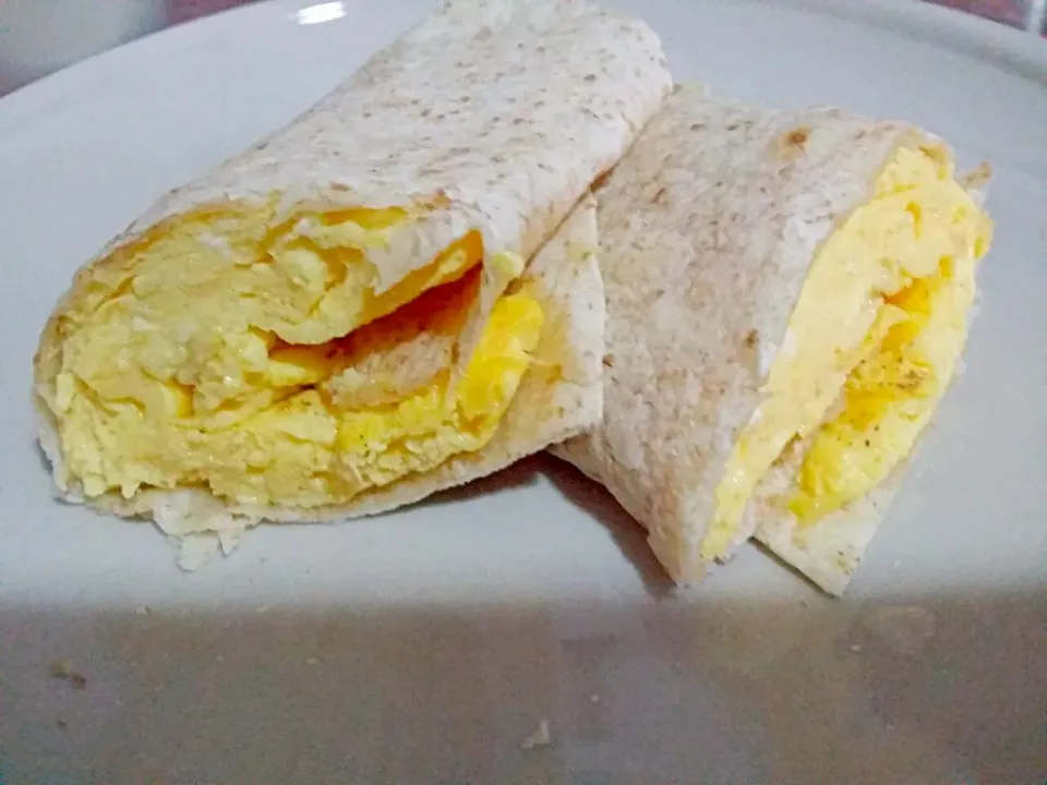 Snapdishの料理写真:Cheesy Egg Wrap 😜|🌷lynnlicious🌷さん