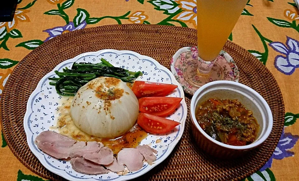 丸ごと玉ねぎのチーズ焼き|アッキーさん