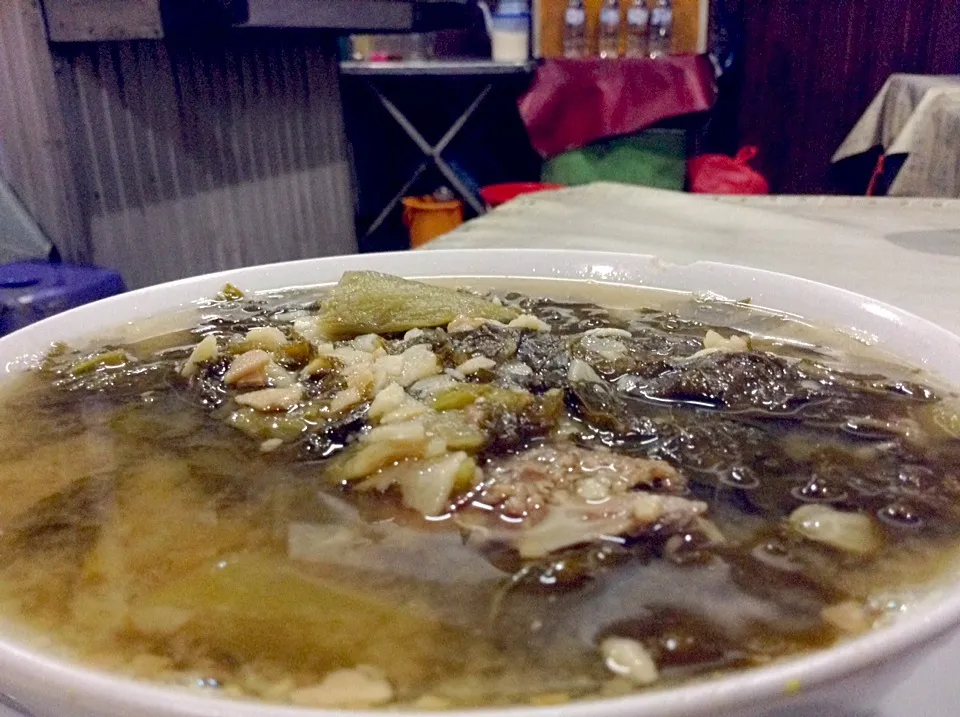 Snapdishの料理写真:Baikut Sayur Asin|Bambang Budiono Tjioさん