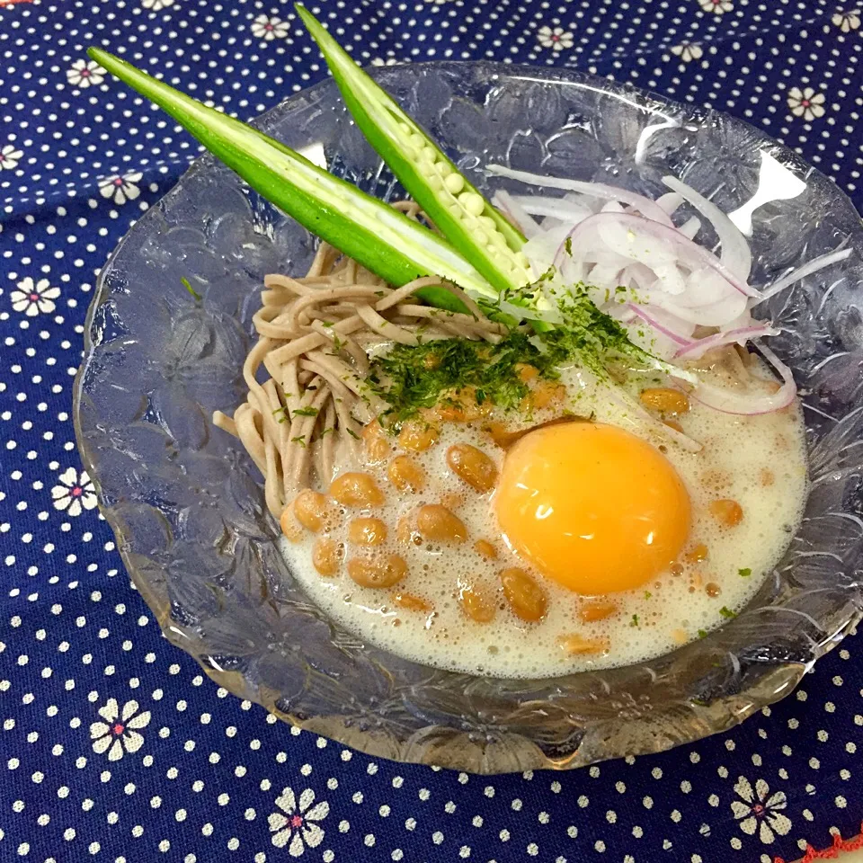 Yoshinobu Nakagawaさんの料理 久々の納豆卵かけごはんを蕎麦に♬|ゆっこさん