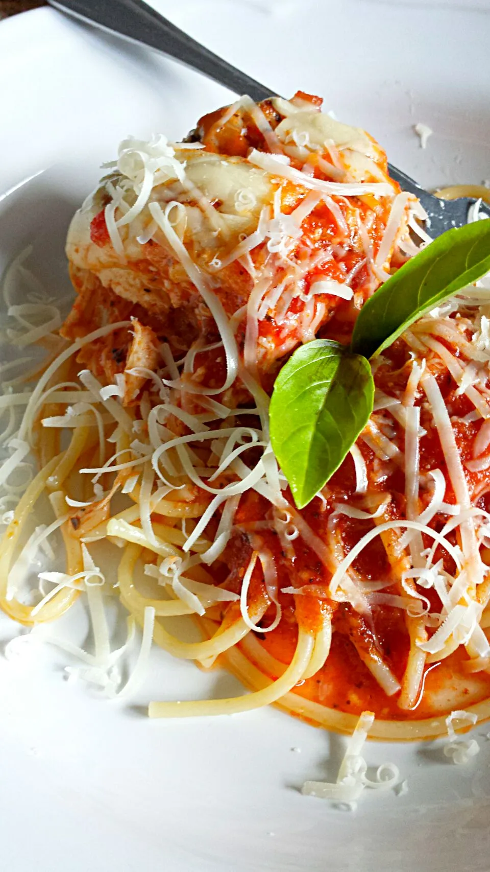 Baked Parmesan Chicken.  I do cook meat for these carnivores in my house.  lol|lisaさん