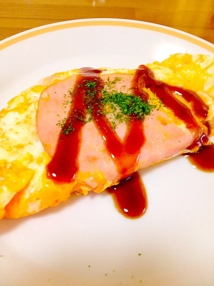 潰し目玉焼き🍳のハム巻き巻き〜🌀🌀🌀|まいりさん