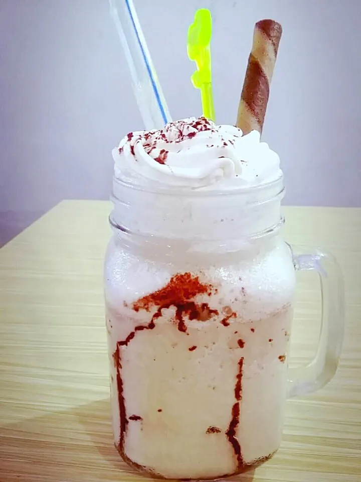 Snapdishの料理写真:Milkshake|Dèlight Houseさん