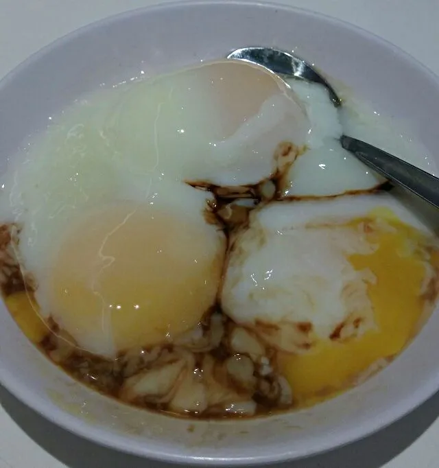 Half Boiled Eggs @ Ya Kun Kaya Toast SG|FooDin'sさん