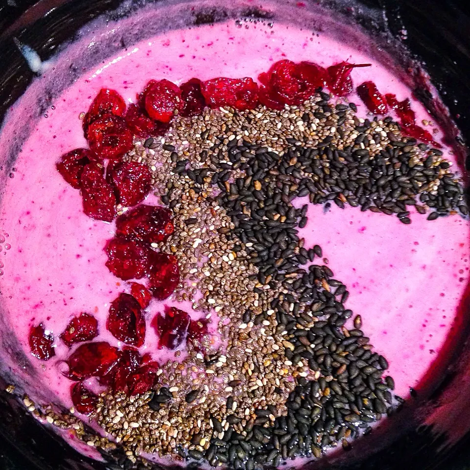 Cranberry Smoothie Bowl|IV Excelsisさん