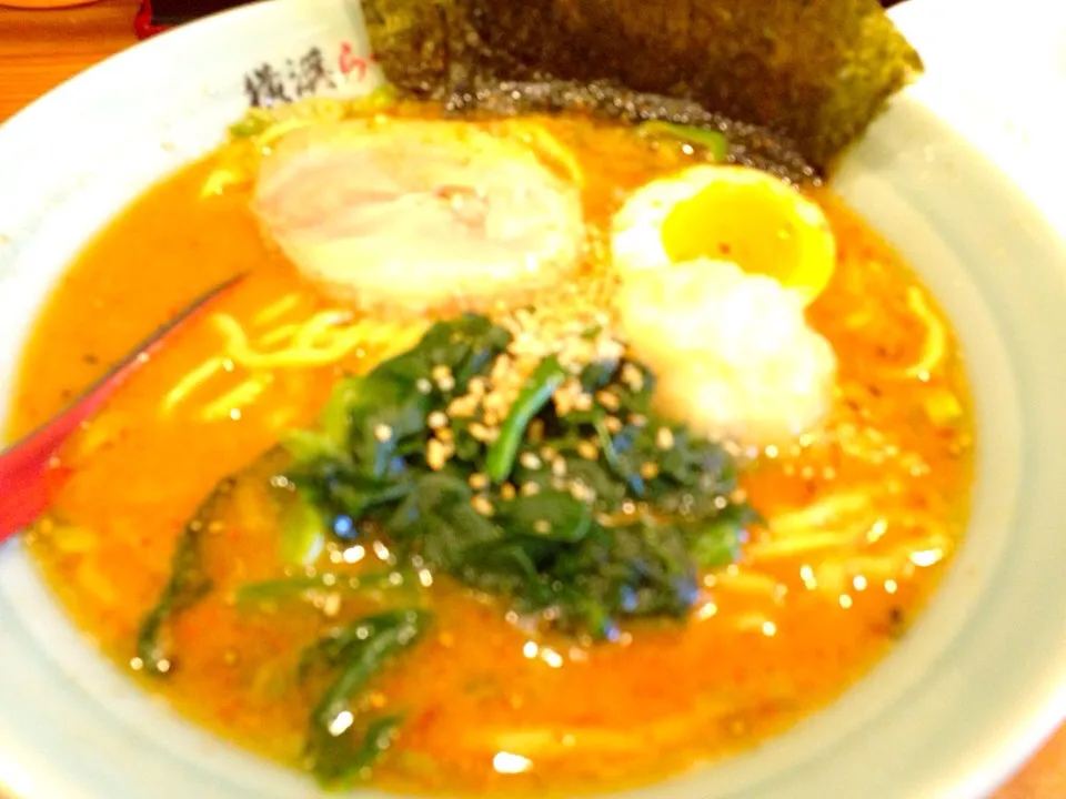 横浜ラーメン、一八屋の豚骨赤味噌ラーメンセット|智さん