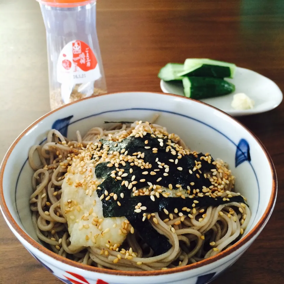 とろろ胡麻蕎麦！🍜✨|まきんすぱん///さん