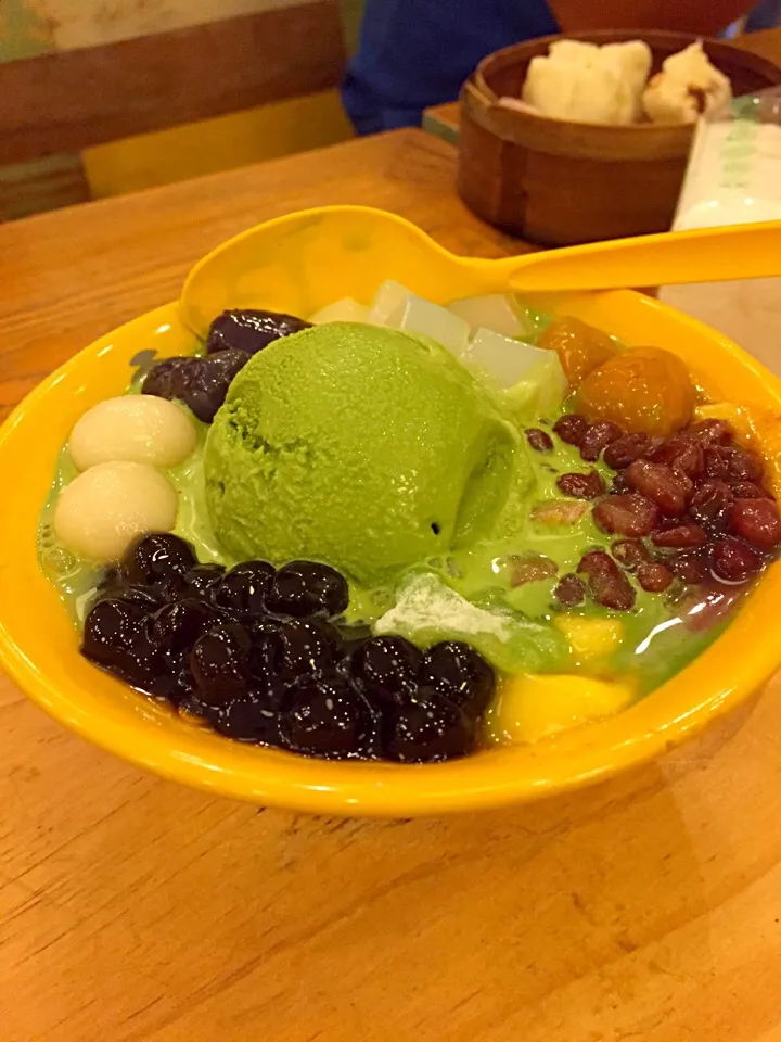 Matcha icecream topping with all the mochi, jelly and puding😋😋👍👍|🍀Sip👍👍さん