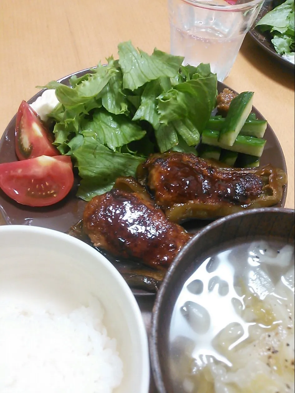 Snapdishの料理写真:ジューシーピーマンの肉詰め♪♪♪|Kayo Matsudaさん