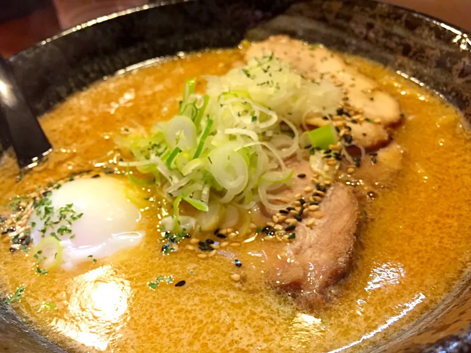 札幌 獅子王 味噌ラーメン|Yoshihiro Asatsuさん