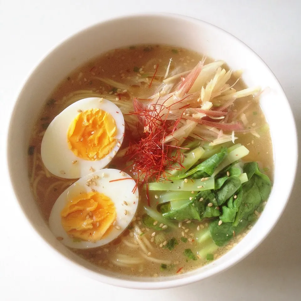 醤油とんこつラーメン。|ヘイオークボさん