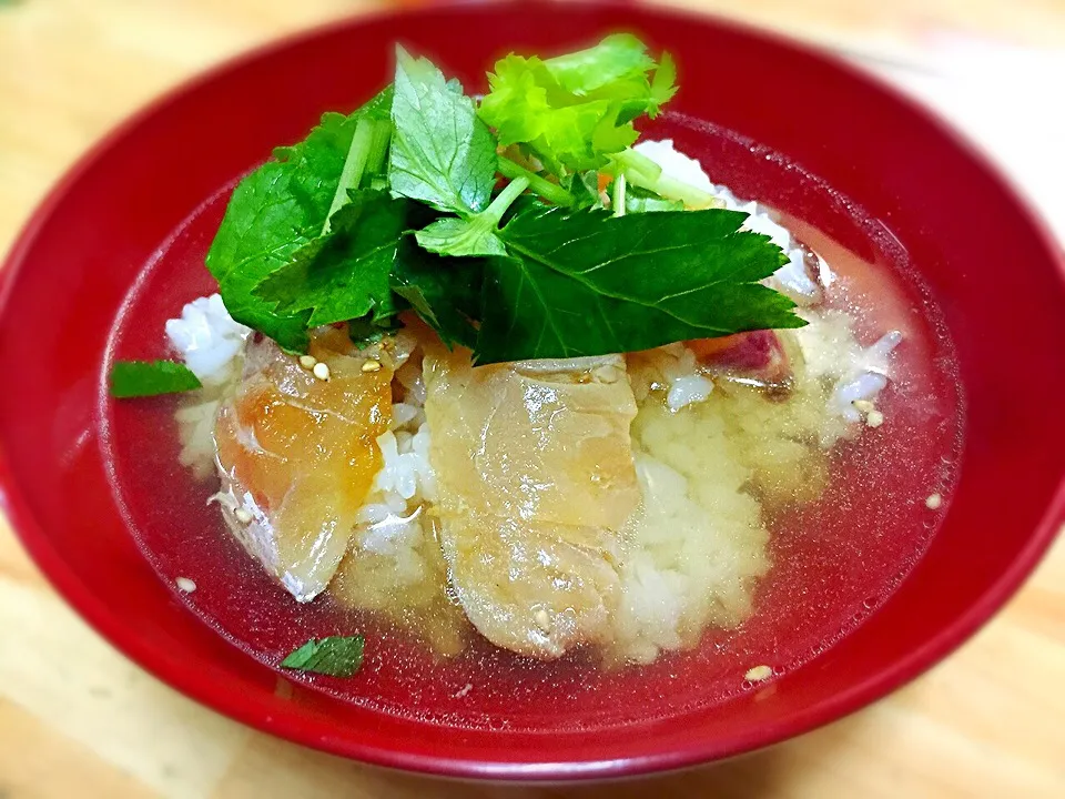 釣ってきた鯛の漬け出汁茶漬け作ってあげました(*^^*)|mamanさん