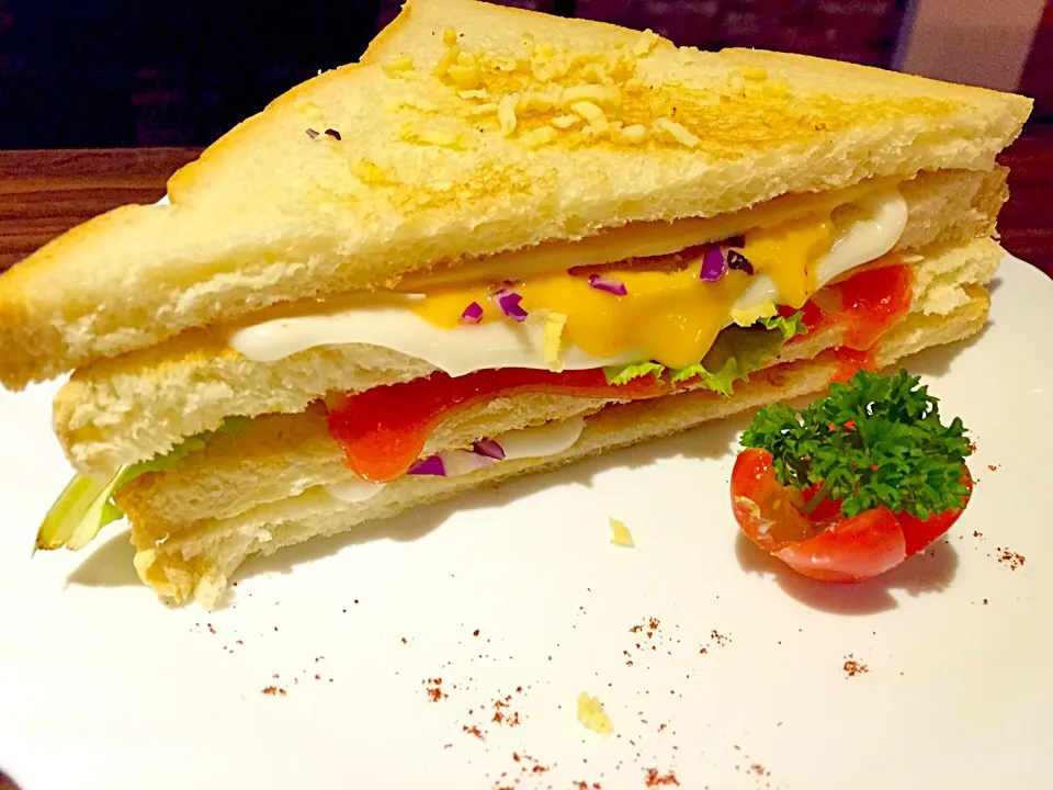 Simple cheese sandwich|hcoさん