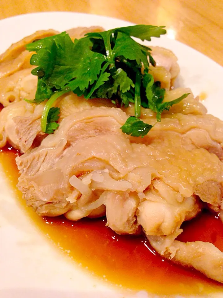 蒸し鶏の香味醤油  肉の旨味と醤油の香ばしさが実にイイ‼️|zeroweb_bossさん