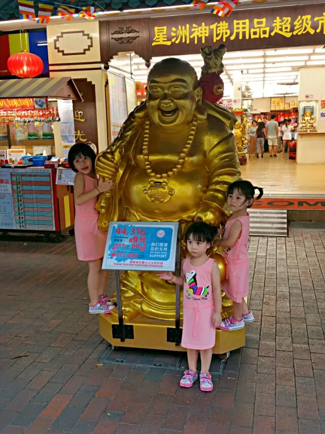 3 little angels and a laughing buddha|秋平さん