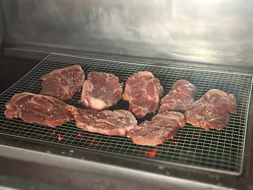 Snapdishの料理写真:돼지고기 바베큐 소금구이|혜란さん