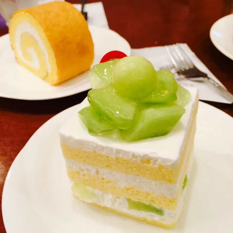 千鳥屋のメロンケーキ🍈✨|まきんすぱん///さん