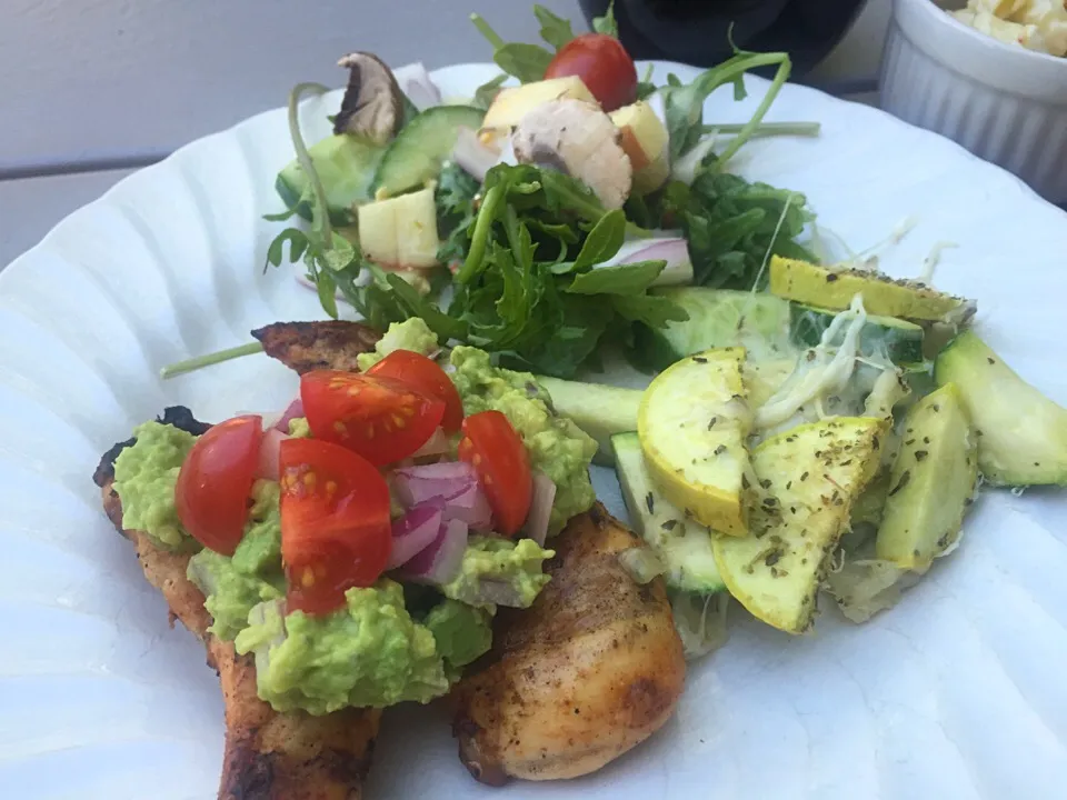 Chicken w guac, kale salad, roasted zucchini with Parmesan|Crystal DeBoerさん