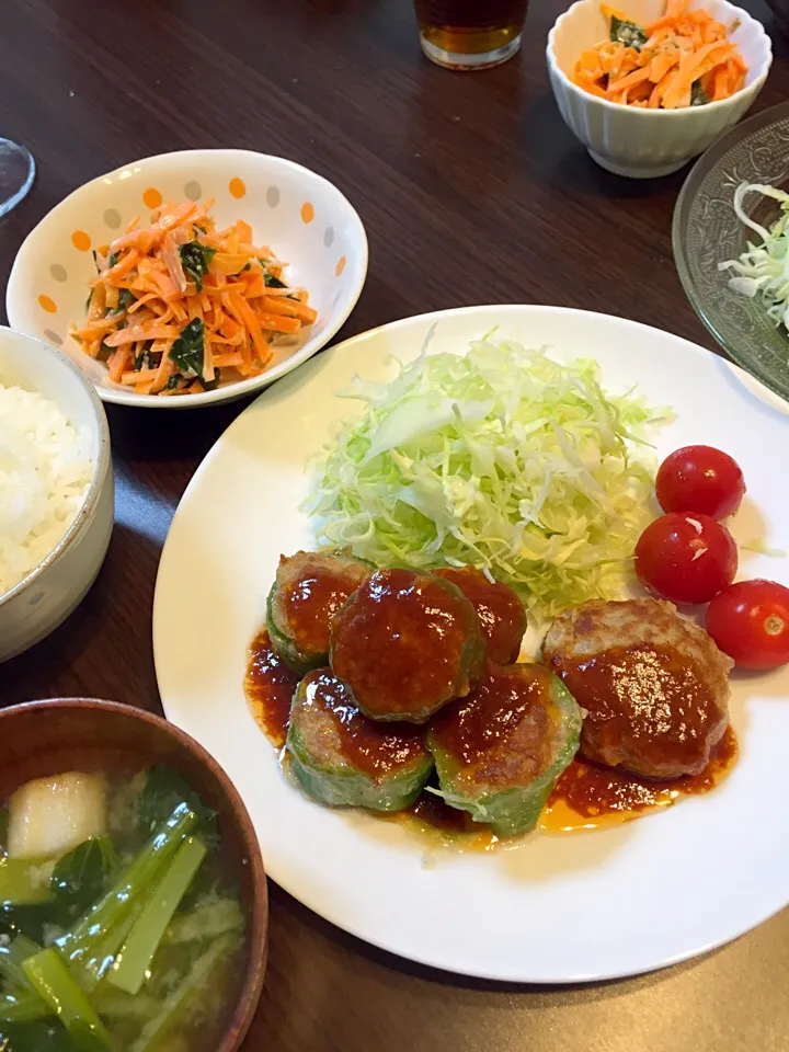 ピーマンの肉詰めの晩御飯|mikaさん