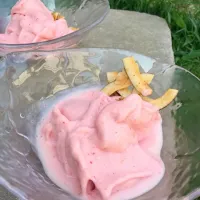 Homemade strawberry Frozen Yogurt|Ritsuko Rogersさん