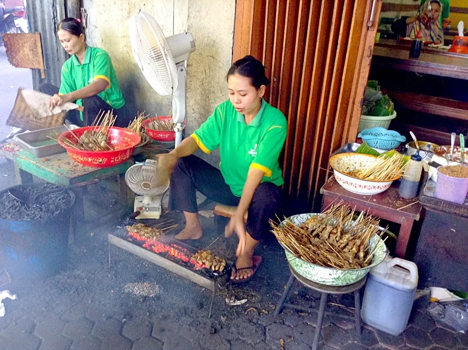 Sate Kelapa|Bambang Budiono Tjioさん