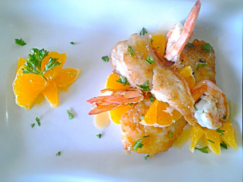 oranged prawn with dory fish|hungry_picassoさん