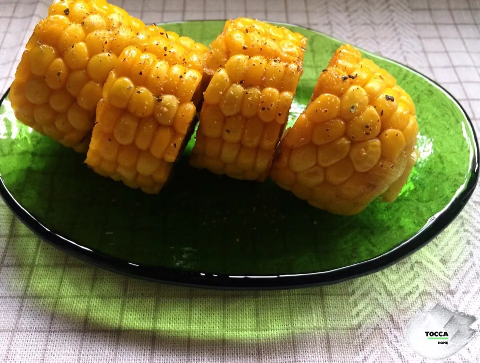 フライパンと少量の水でぷりぷりとうもろこし🌽✨次の日はガリバタ醤油味*⸌☻ັ⸍*|toccaさん