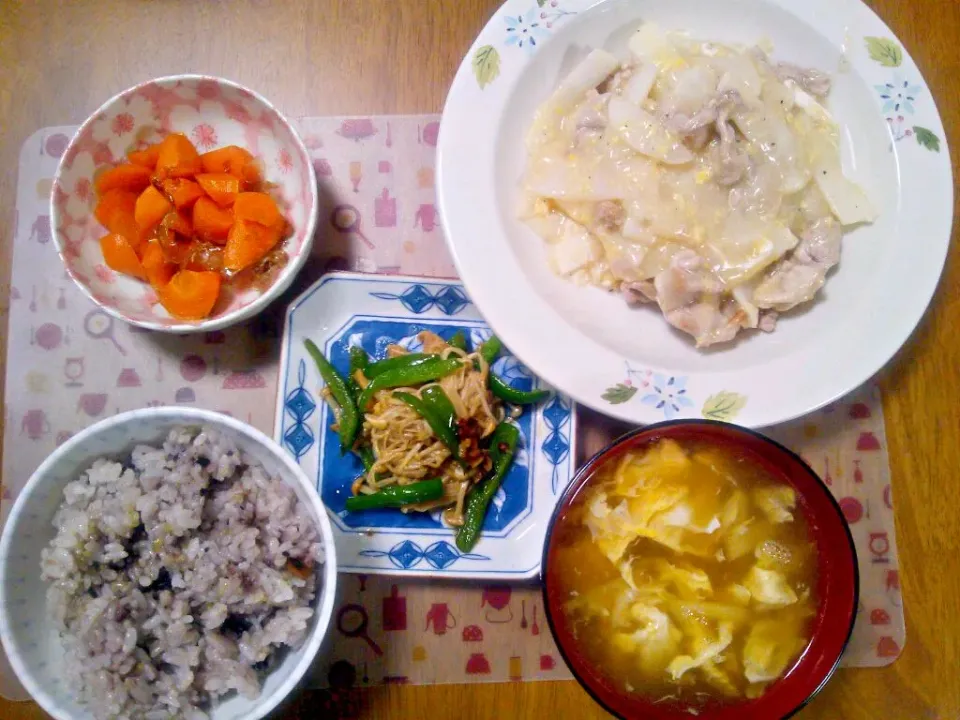 ６月７日 豚肉と大根の酸辣あん炒め ピーマンとえのきのソース炒め にんじんの土佐煮 生姜と卵のほかほかスープ|いもこ。さん