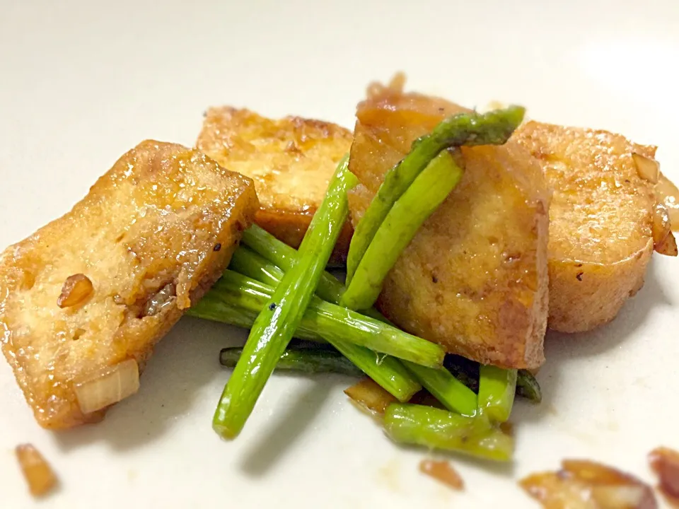 Stir-fry tofu with asparagus in oyster sauce|Kutingさん