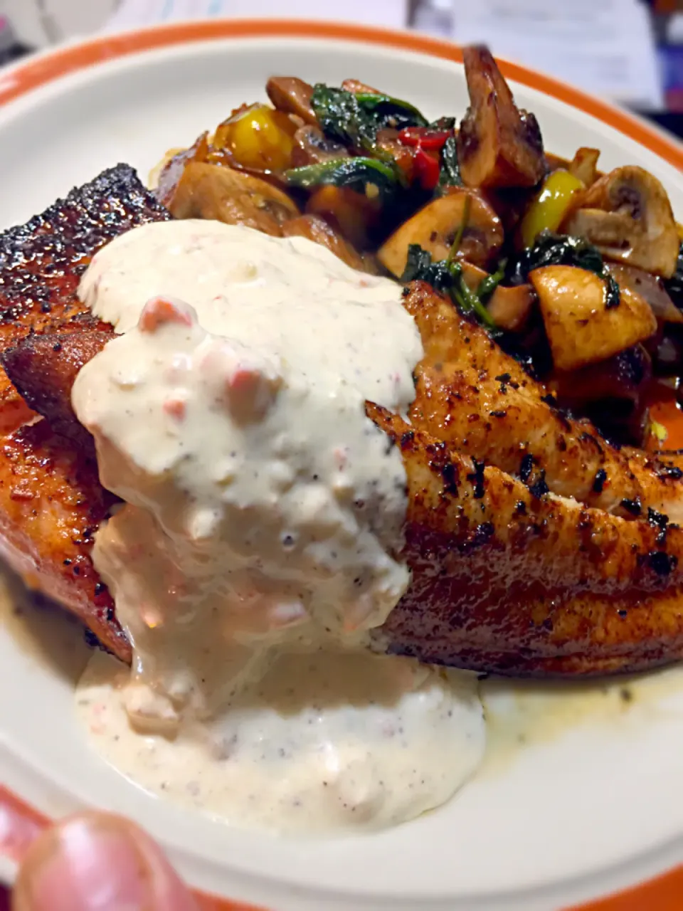 Cajun Catfish w/Blackened Salmon n Remoulade|Chef Ampさん