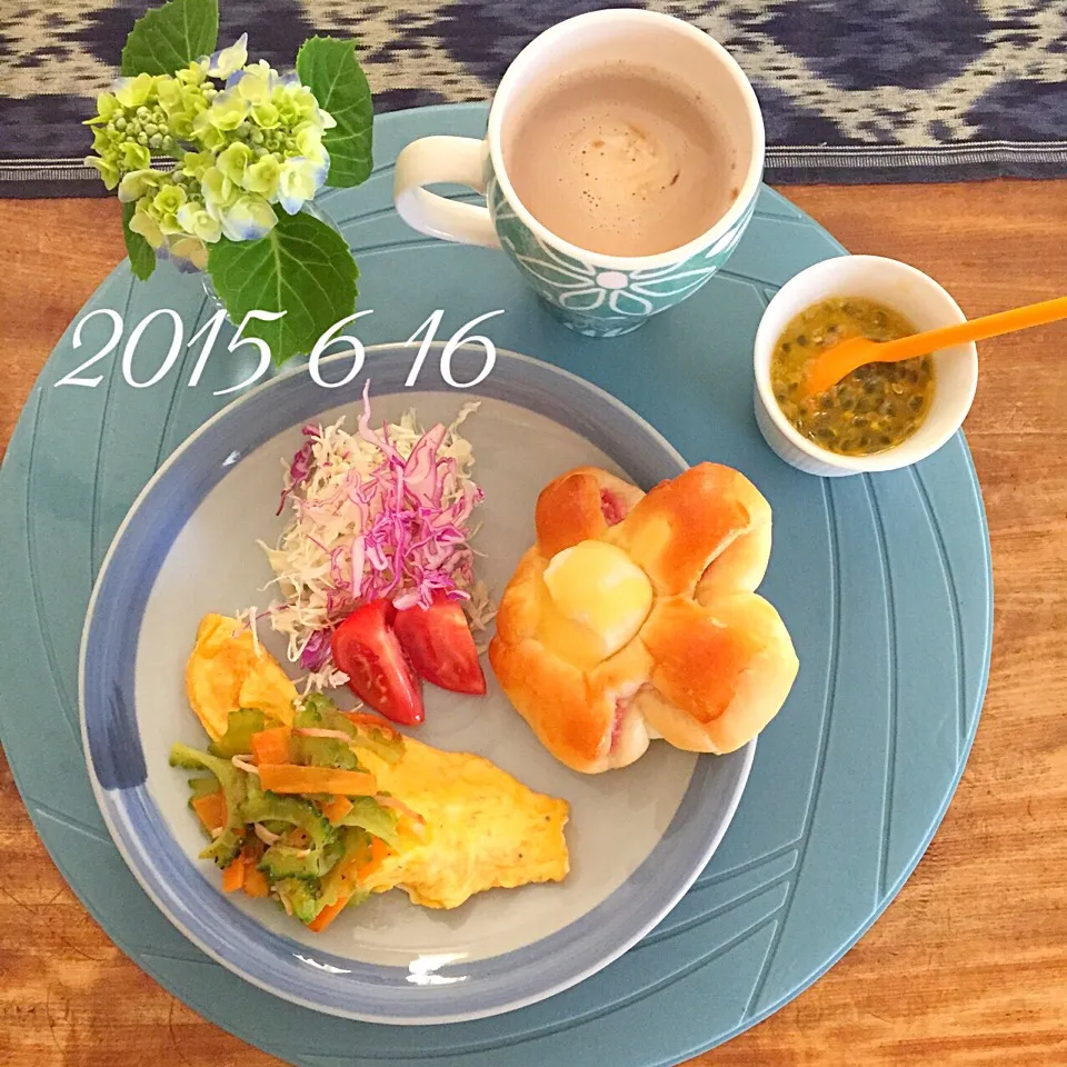 朝ごはん 2015・6・15|ローゼルさん