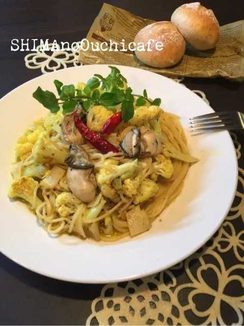 Snapdishの料理写真:『カリフラワーと牡蠣のペペロンチーノ』 #SHIMAのオウチカフェ|SHIMAさん