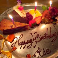 Snapdishの料理写真:Birthdayプレート♡もらいました♡|i.rieさん