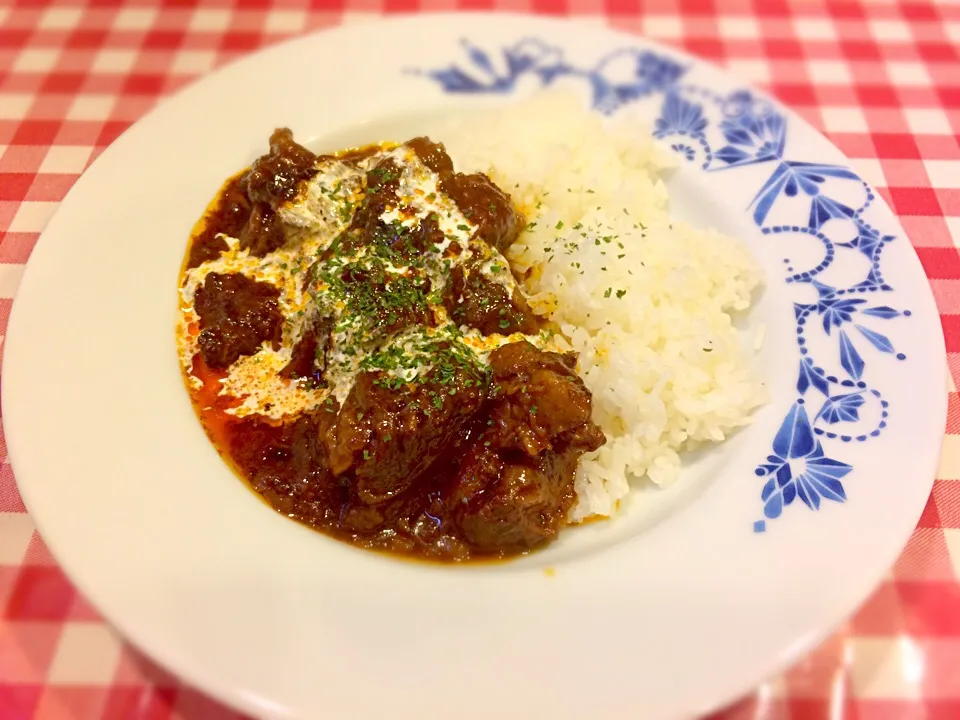 俺んちの牛肉で作る肉塊ゴロゴロハッシュドビーフ|Ben Yoshidaさん