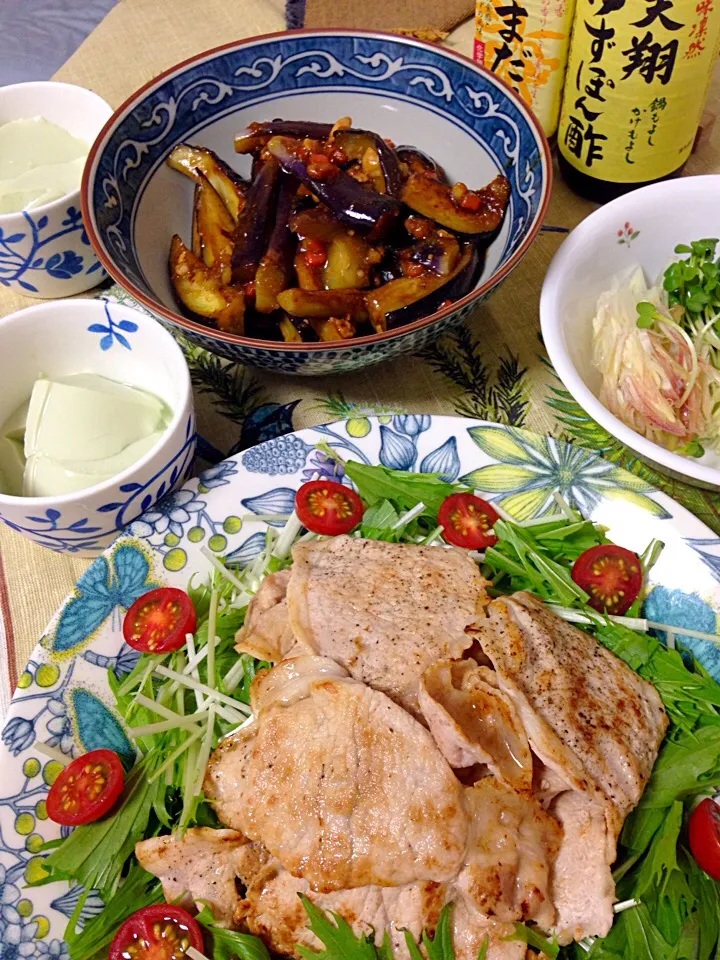 三元豚焼きしゃぶ、なす味噌炒め、枝豆豆腐、漬物|makoさん