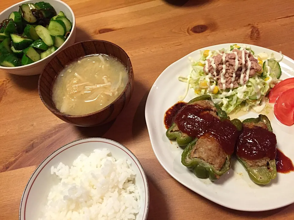 Snapdishの料理写真:ピーマンの肉詰め|hiccoさん