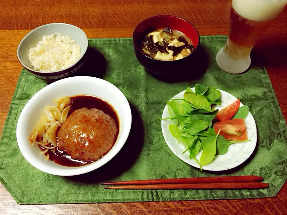 ハンバーグ〜焦がし醤油の照り焼きソース〜 サラダほうれん草 味噌汁 玄米入りごはん|Ａｋａｒｉ♡さん