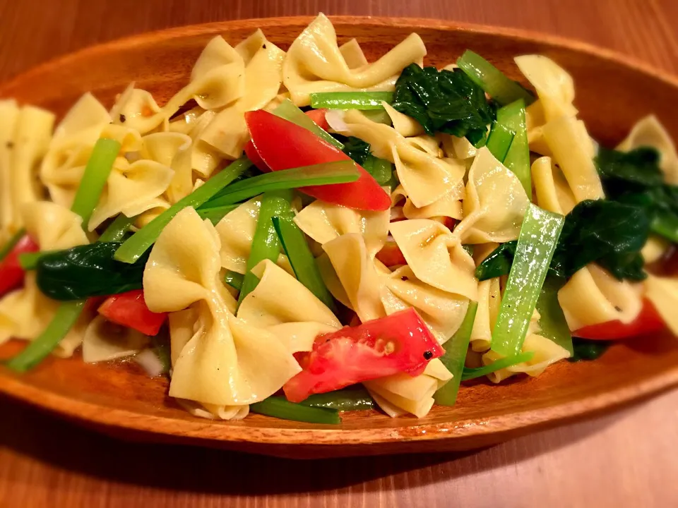 Homemade Pasta Slad with honey/lemon dressing.|Kawasaki Mikeさん