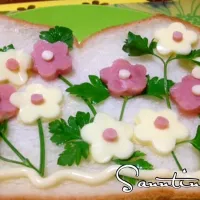 Snapdishの料理写真:✨Open sandwich "flower garden" for breakfast😋オプンサンド"フラワー ガーデン"for 朝ごはん✨