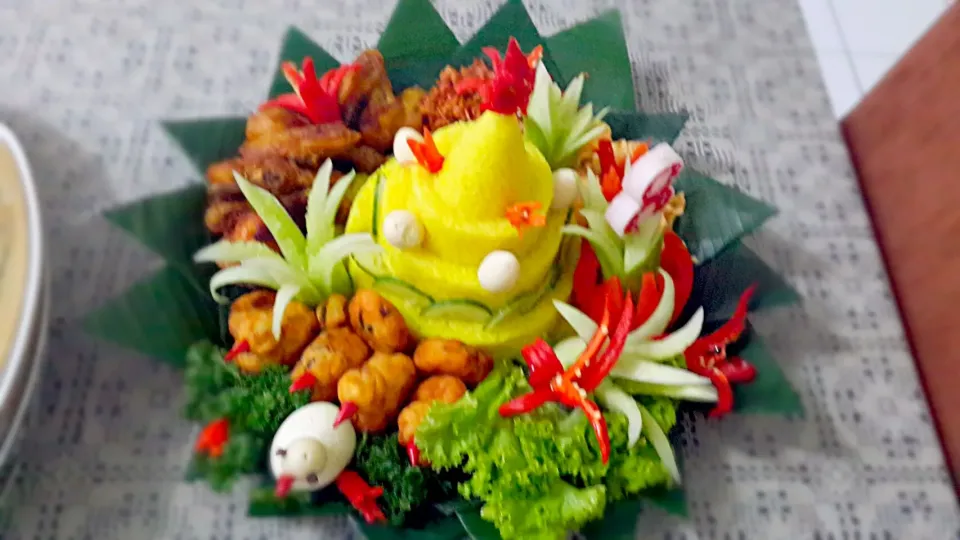 nasi tumpeng|ria lestariさん