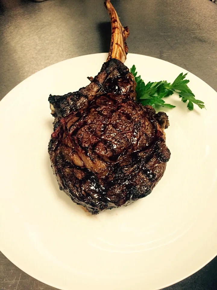 Tomahawk Steak #amazinglytender|Milka Papricaさん