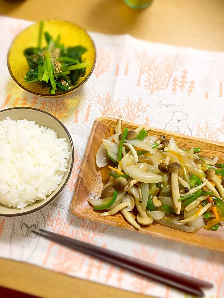 鱈の野菜甘酢餡、ほうれん草のお浸し、肉味噌冷奴、ごはん|sayuさん