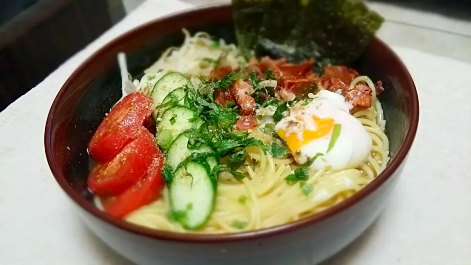 ﾊﾟｽﾀでﾗｰﾒﾝもどき～
の晩ごはん✨|kaz(*･ω･)さん