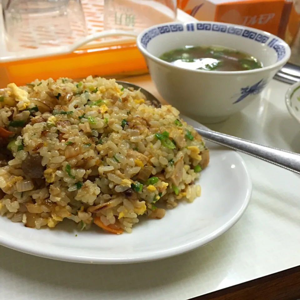 近所のラーメン屋さんの焼き飯♩|🇯🇵ともこちゃん。さん