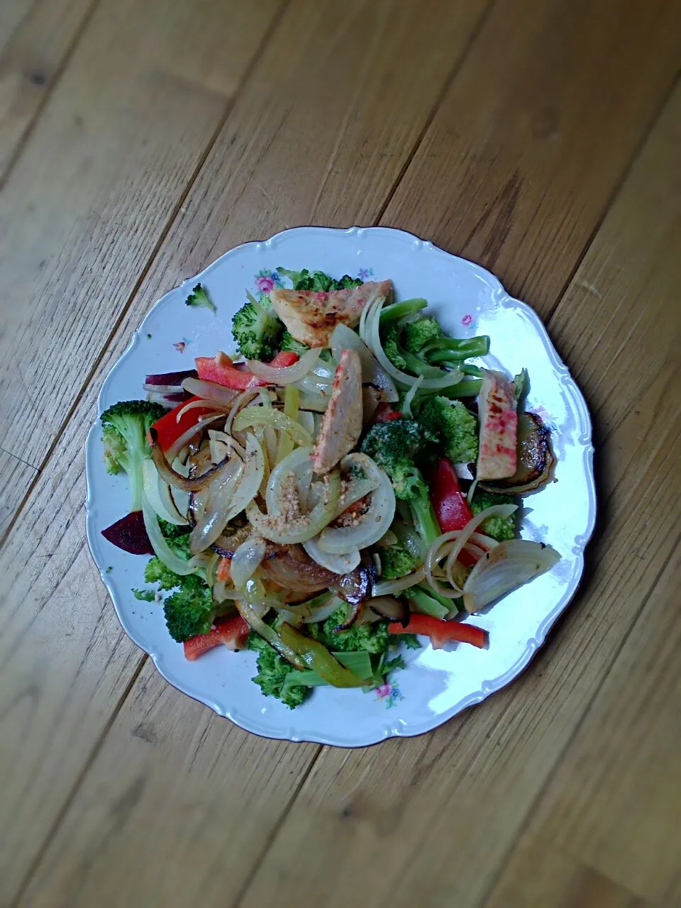 veggie quorn salad|elisaさん