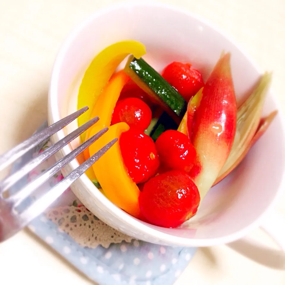 Snapdishの料理写真:朝ごはん🎵漬けた🍯マリネ&ピクルス出してみた！|モグちゃんさん