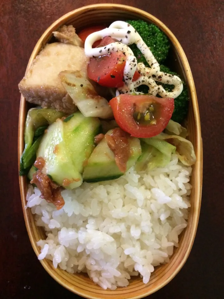 Snapdishの料理写真:とても久しぶりのお弁当。歯を抜いてしばらく流動食でした。|aiさん