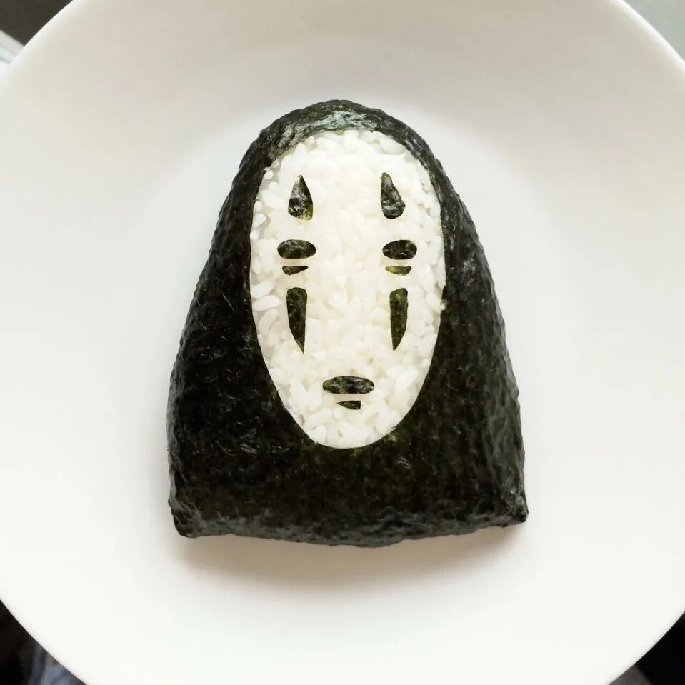 Snapdishの料理写真:Kaonashi onigiri|inkainoviaさん