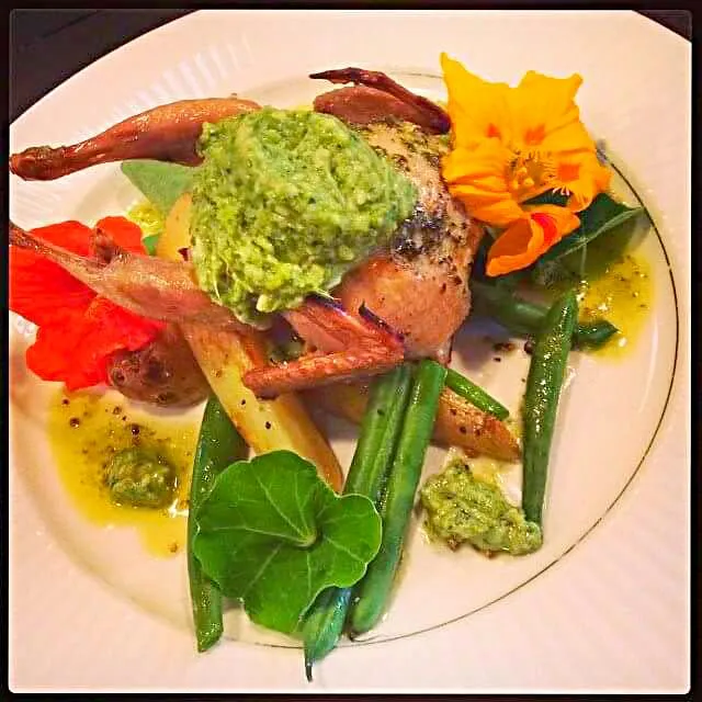 Roast Quail with Artichoke Pesto, Fingerlings, Green Beans|CHUENCHAIさん