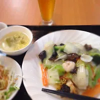 Snapdishの料理写真:海鮮あんかけ焼きそばセット&グラスビール